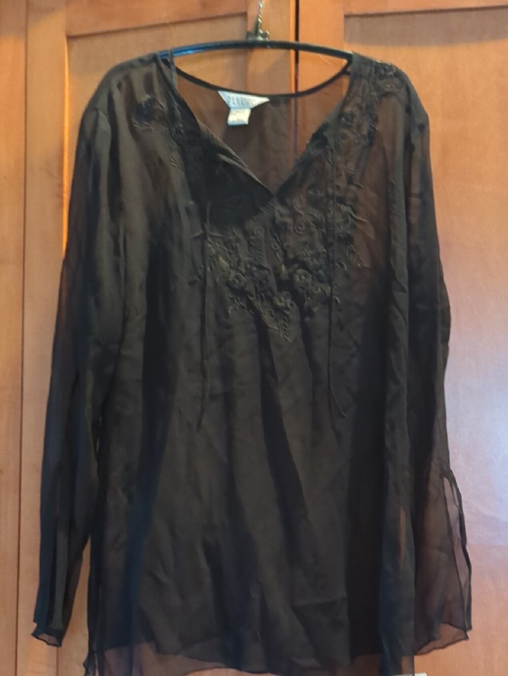 New Allison Taylor Black Sheer Silk Long-Sleeve Embroidered Blouse Large - Picture 2 of 6
